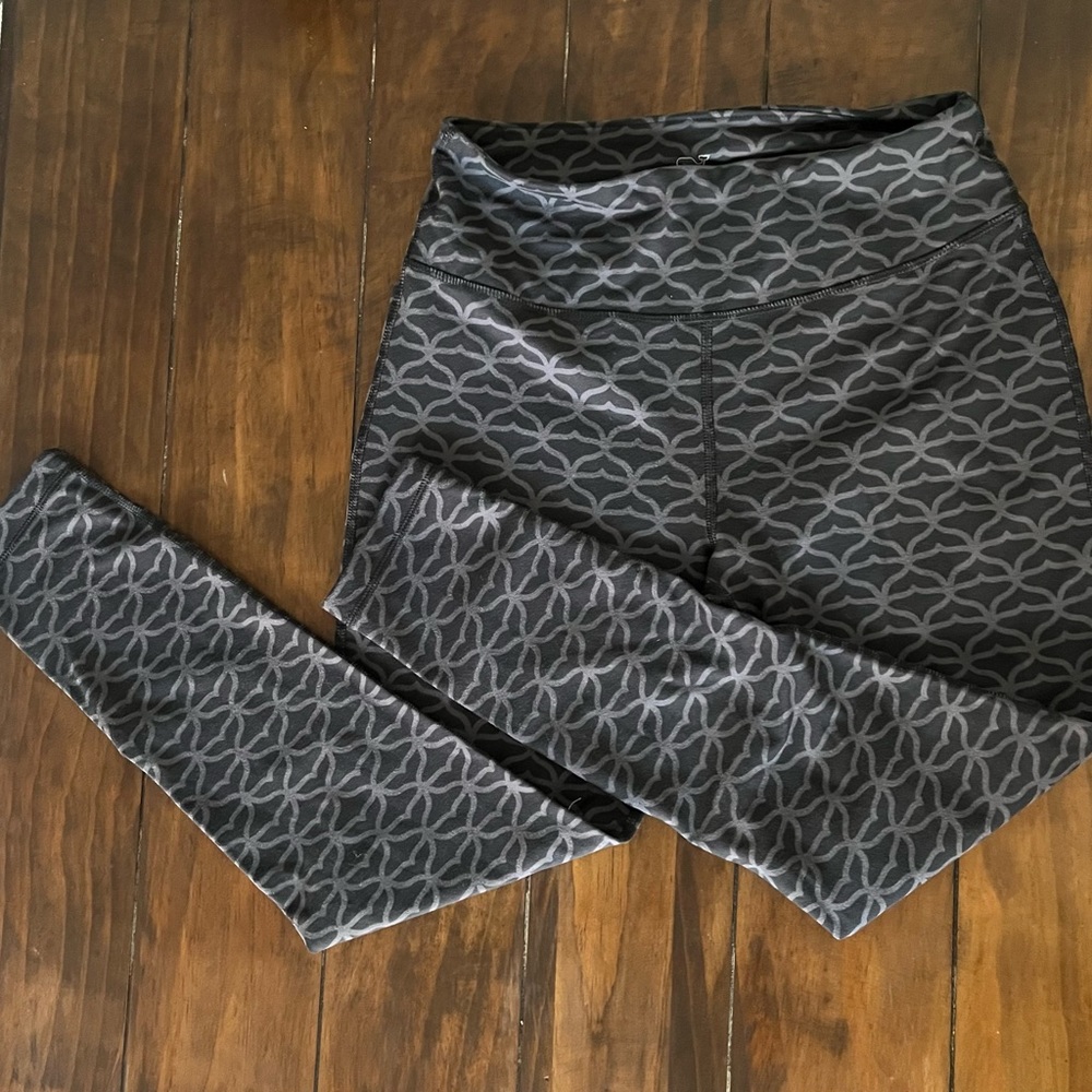 Black vineyard vines leggings